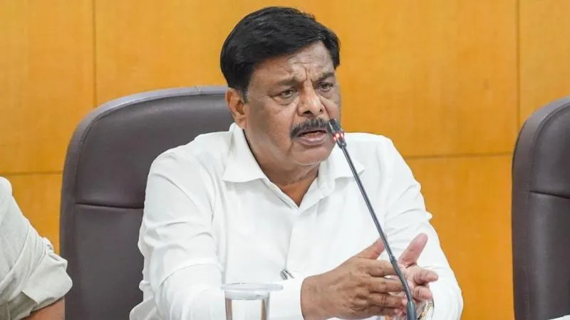 ಒಳಮೀಸಲಾತಿಗಾಗಿ ಮನೆಮನೆ ಗಣತಿ.. ಬರೋಬ್ಬರಿ 100 ಕೋಟಿ ರೂಪಾಯಿ ಖರ್ಚು..!