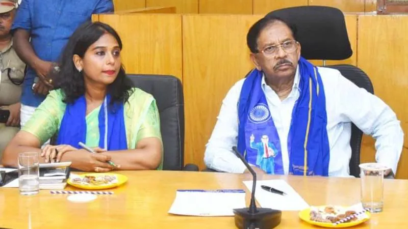 ಬೆಂಗಳೂರು IT ಕಂಪನಿಗಳೇ ಪಕ್ಕದ ತುಮಕೂರಿಗೆ ಬನ್ನಿ; ಜಿಲ್ಲಾಧಿಕಾರಿ ಶುಭ ಕಲ್ಯಾಣ್ ಭರ್ಜರಿ ಆಫರ್&zwnj;!