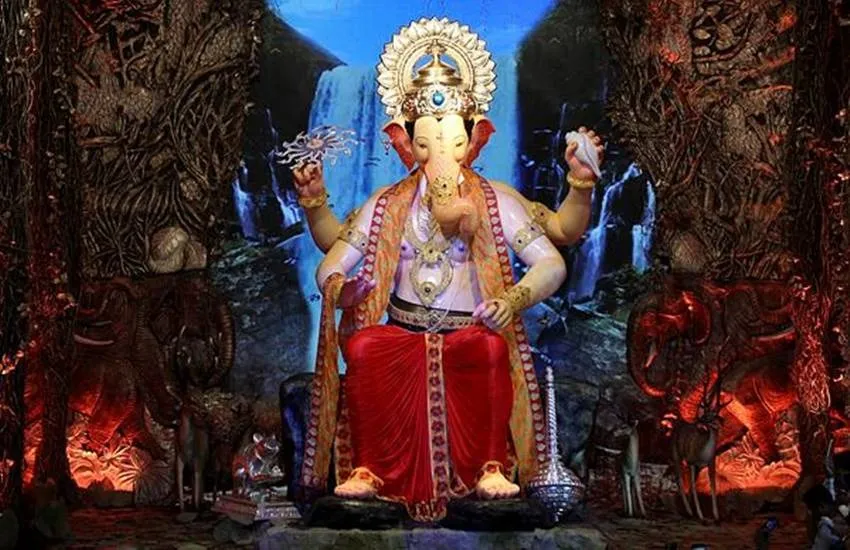 Lalbaugcha-Raja