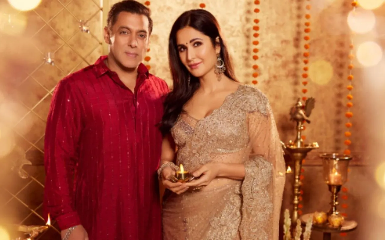 Katrina Kaif Golden Saree For Womens