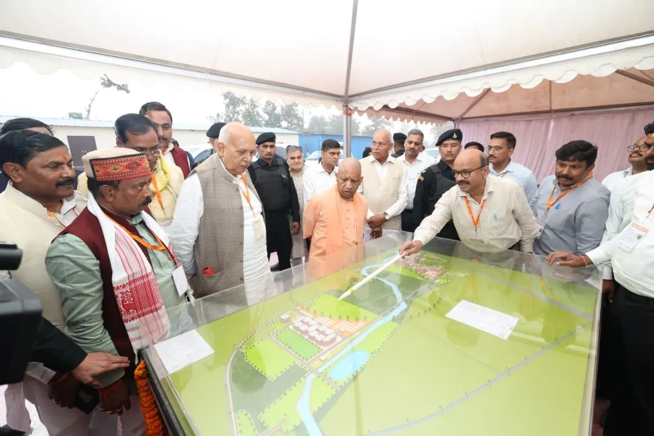 CM Yogi reviewed construction work