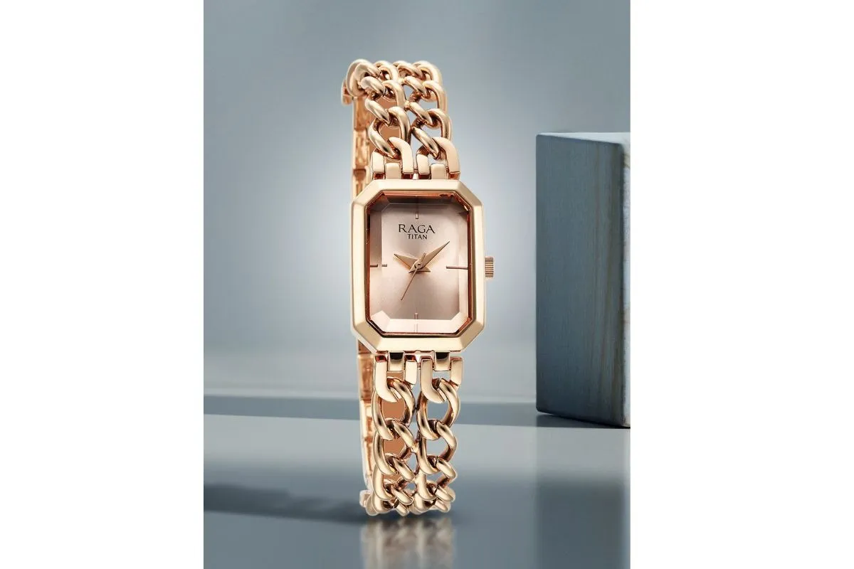 Valentines Day Gifts For Wife Watch