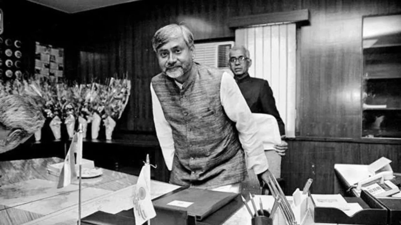 Nitish Kumar Rajya Sabha,Nitish Kumar resigns Bihar CM, Nitish Kumar social media post Rajya Sabha,Bihar CM Nitish Kumar to Rajya Sabha, Nitish Kumar announces Rajya Sabha bid, 10 बार CM नीतीश कुमार, नीतीश कुमार राज्यसभा, नीतीश कुमार सोशल मीडिया पोस्ट, बिहार राजनीति बड़ा खेल