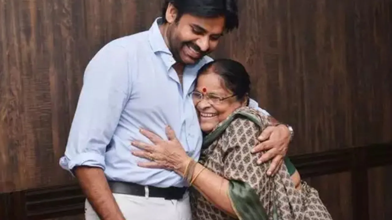 Pawan Kalyan Mother anjanadevi unwell