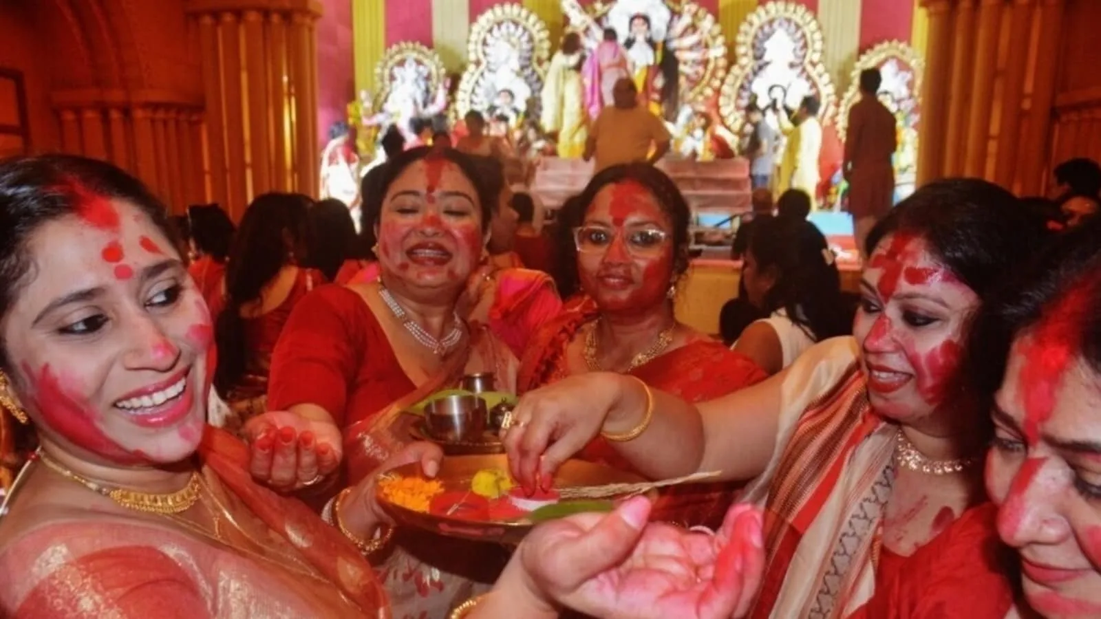 Sindoor khela