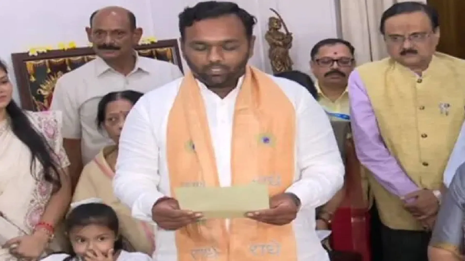 Jai Dholakia takes oath