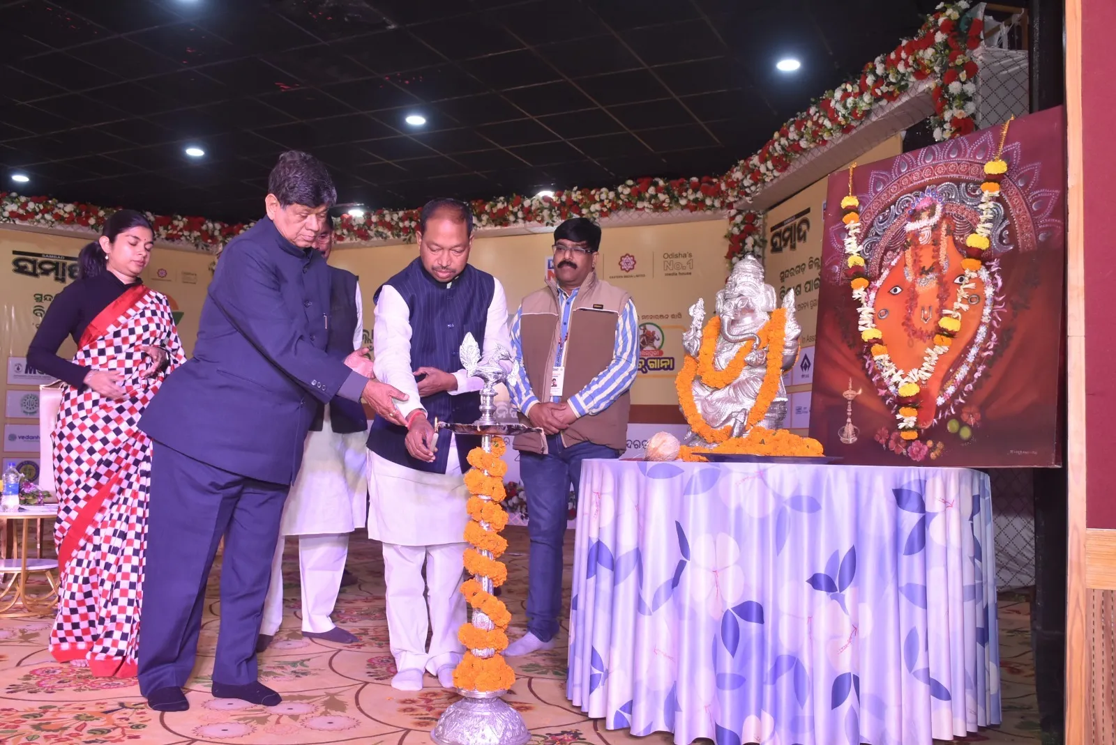 c328fefd-f983-4949-9300-6cb46231d35b