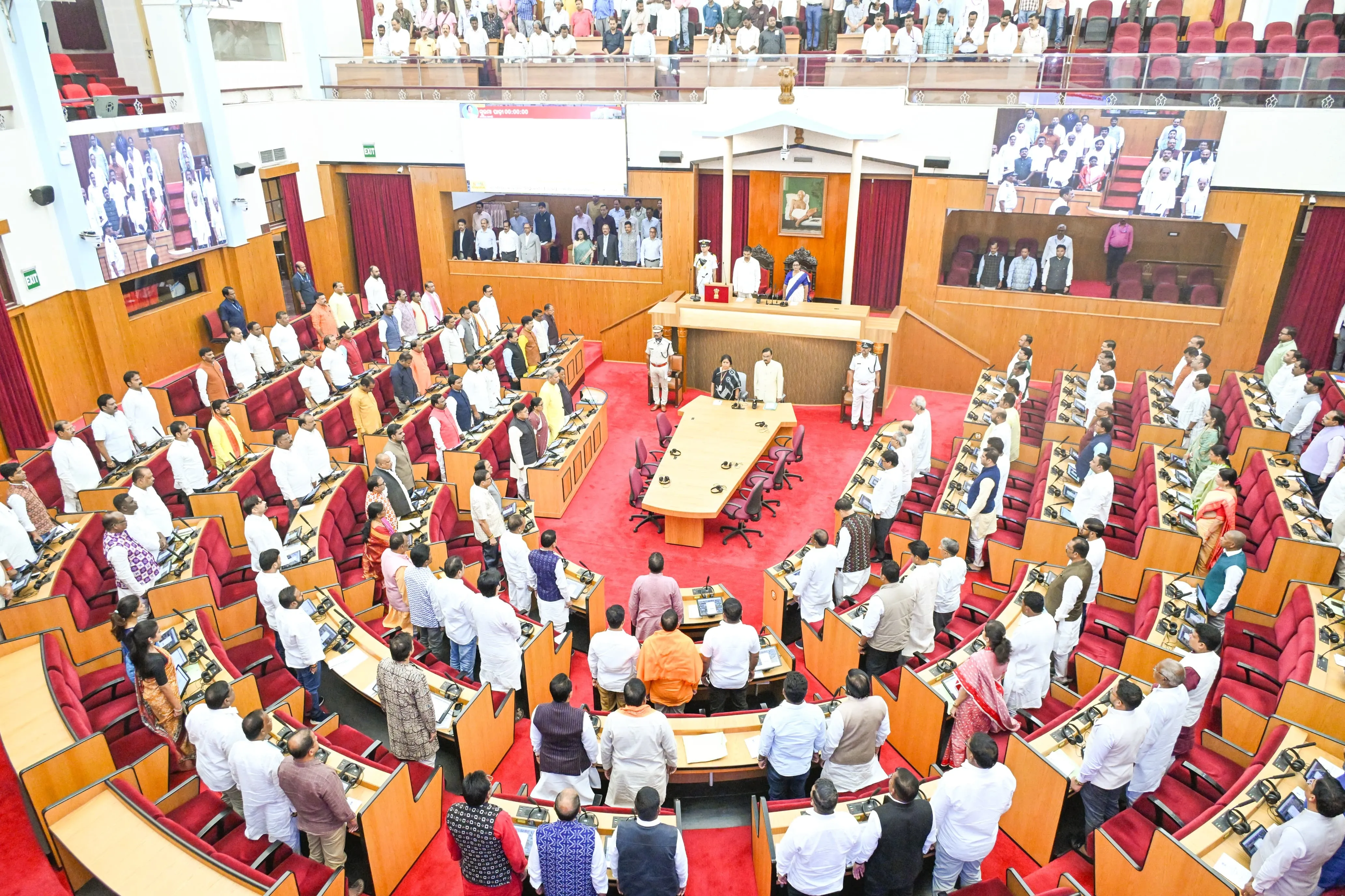 99ce107c-6bac-4292-8bb4-5c01c5ccd018