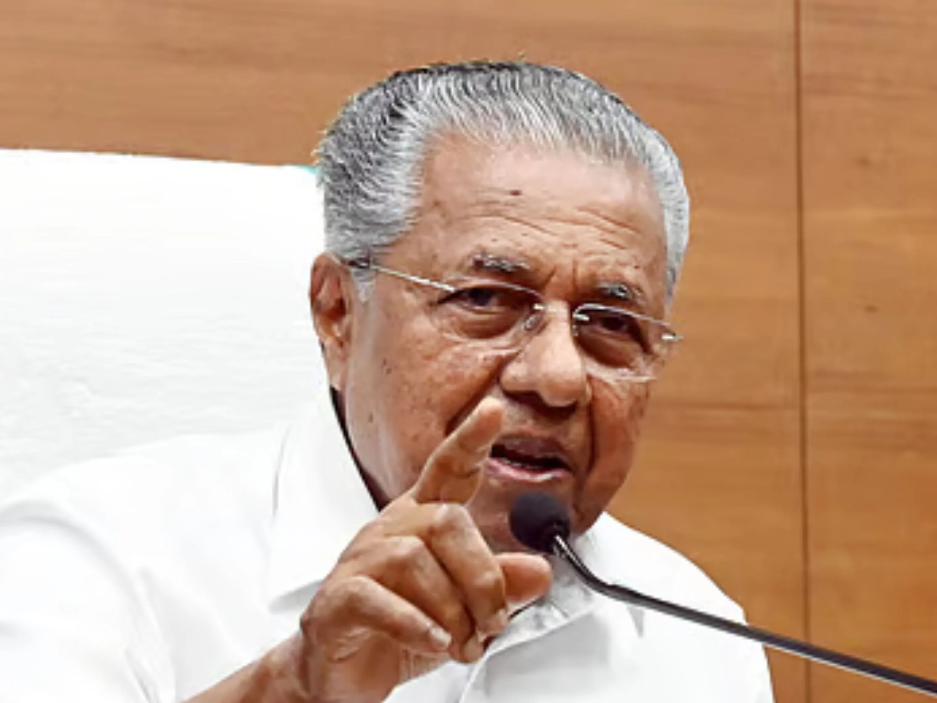 PINARAYI CM 1