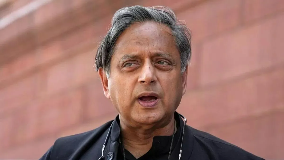 sasit tharoor
