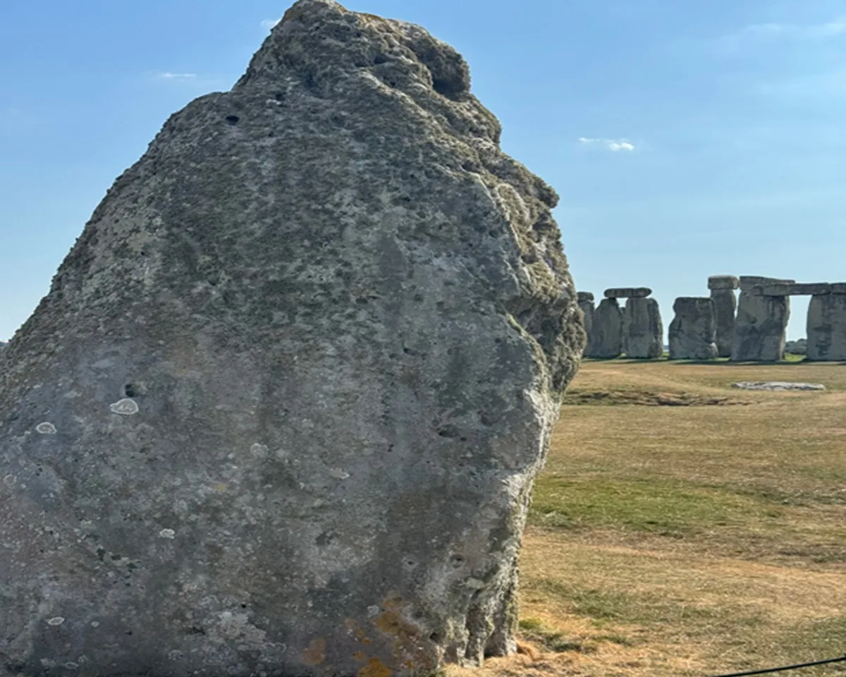 stone henge-2