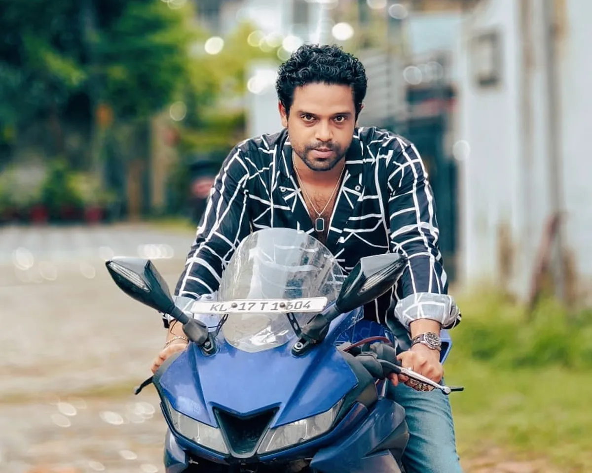 ratheesh krishnan-14