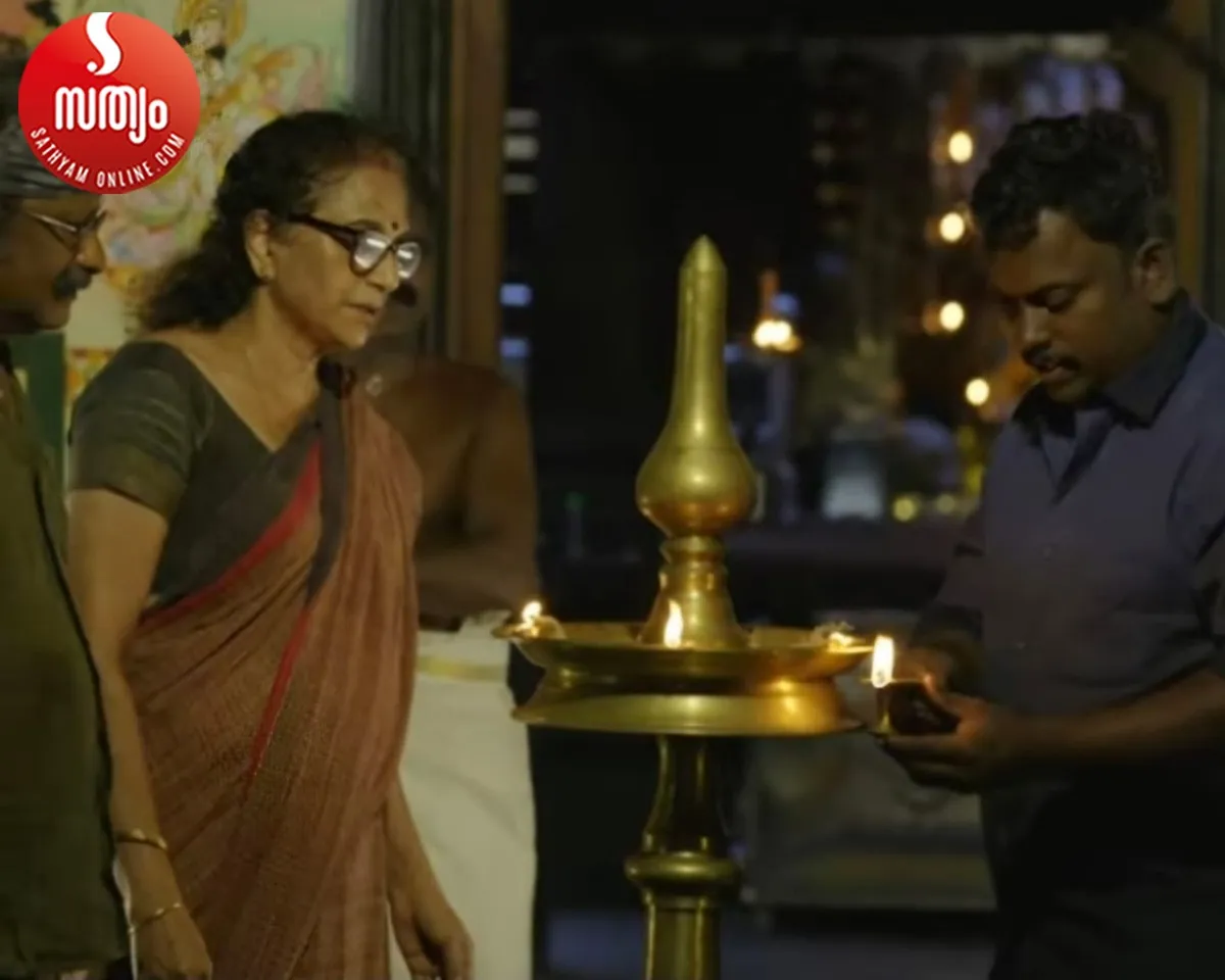 thripurasundari-4