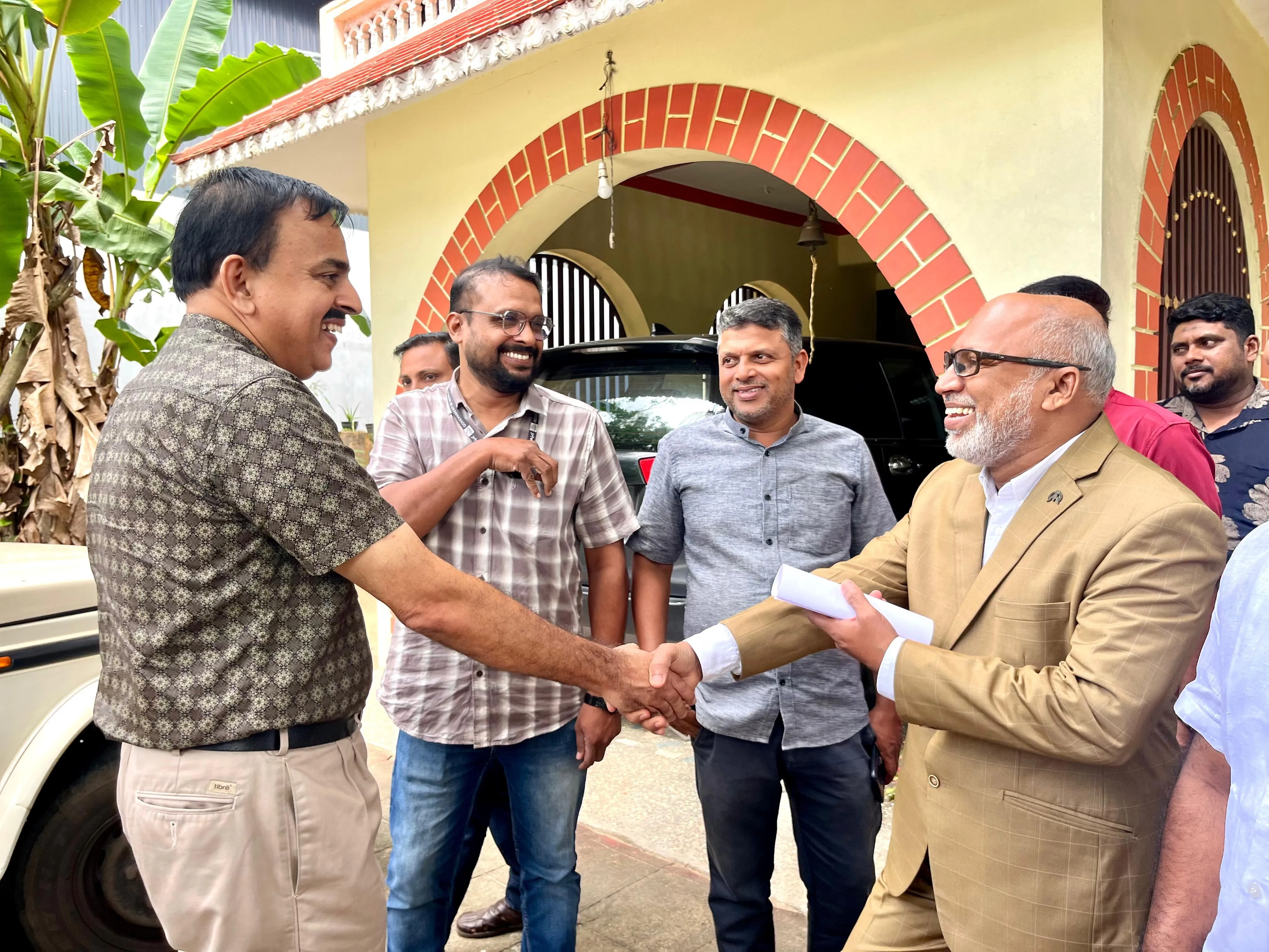 ef8d4376-0dd0-4ef8-a282-7bb21b5cadcd