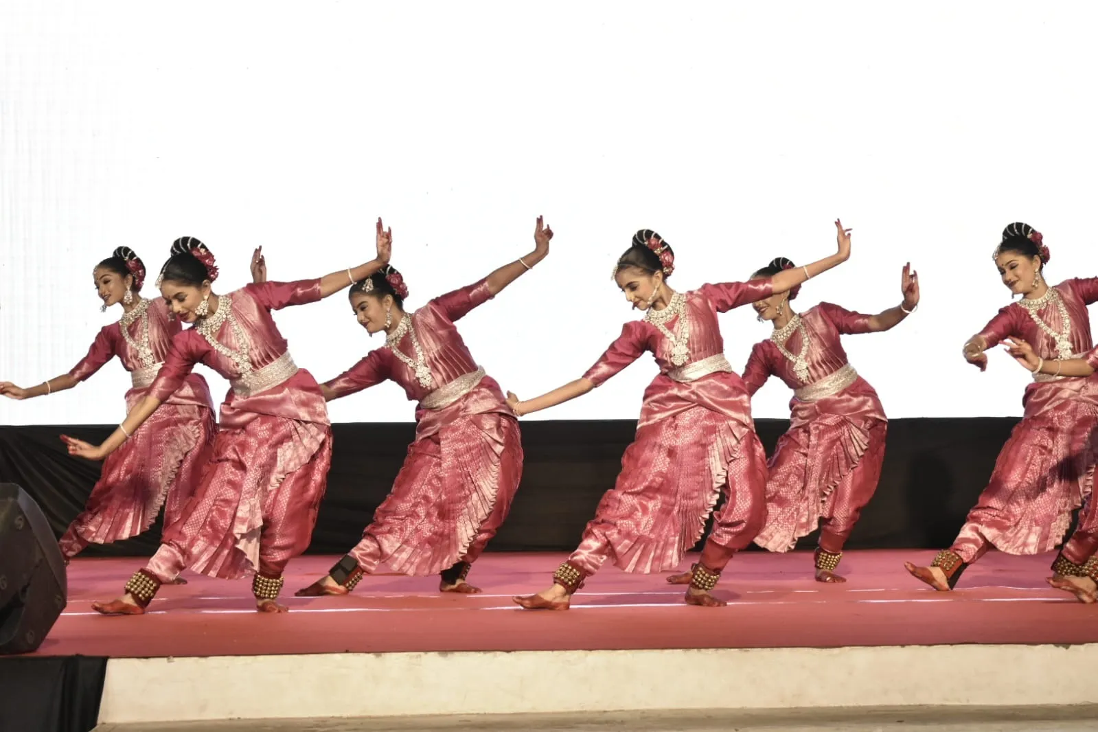 5c58062e-a06c-4e4f-aa64-3d832d86c25d