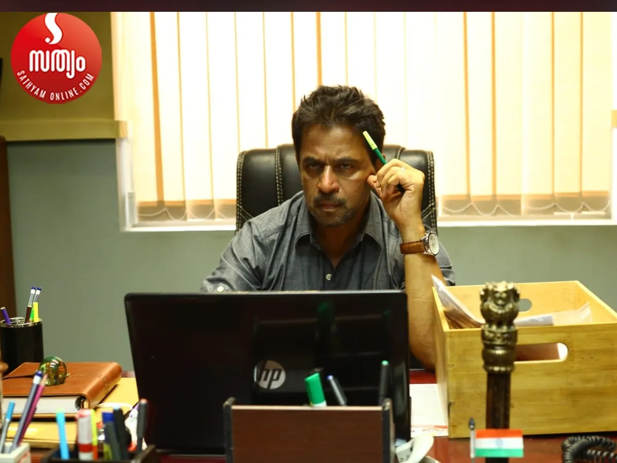 theeyavar kulai nadunka-3