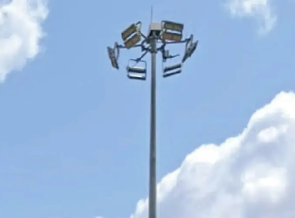 high mast light