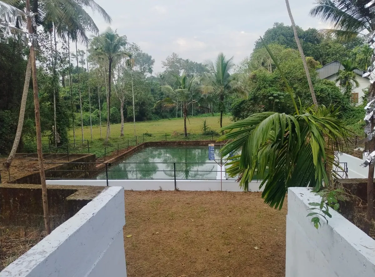 puthuvasseri temple pond