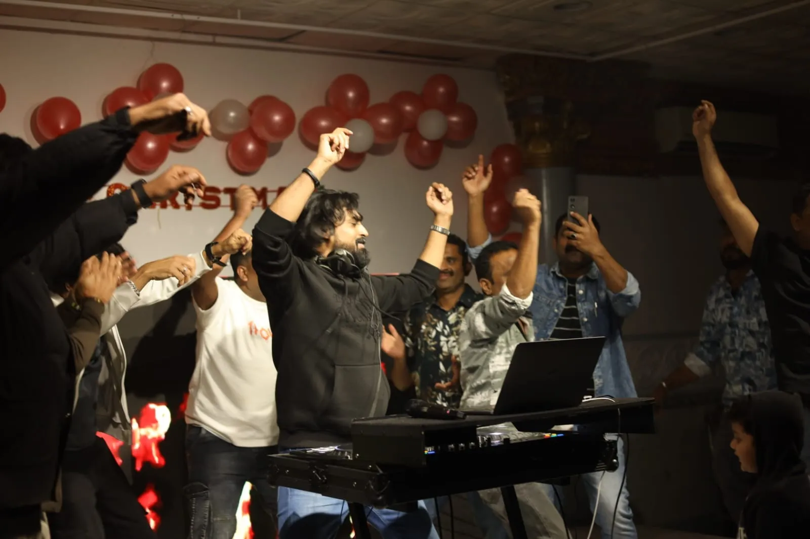 f78b06c4-191a-4113-bbc2-a330e382732b