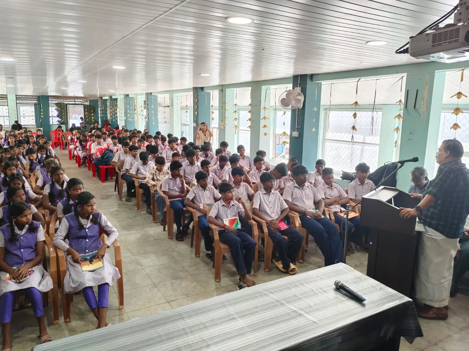 16d61a92-57a0-482a-a623-0ae6aafc311a