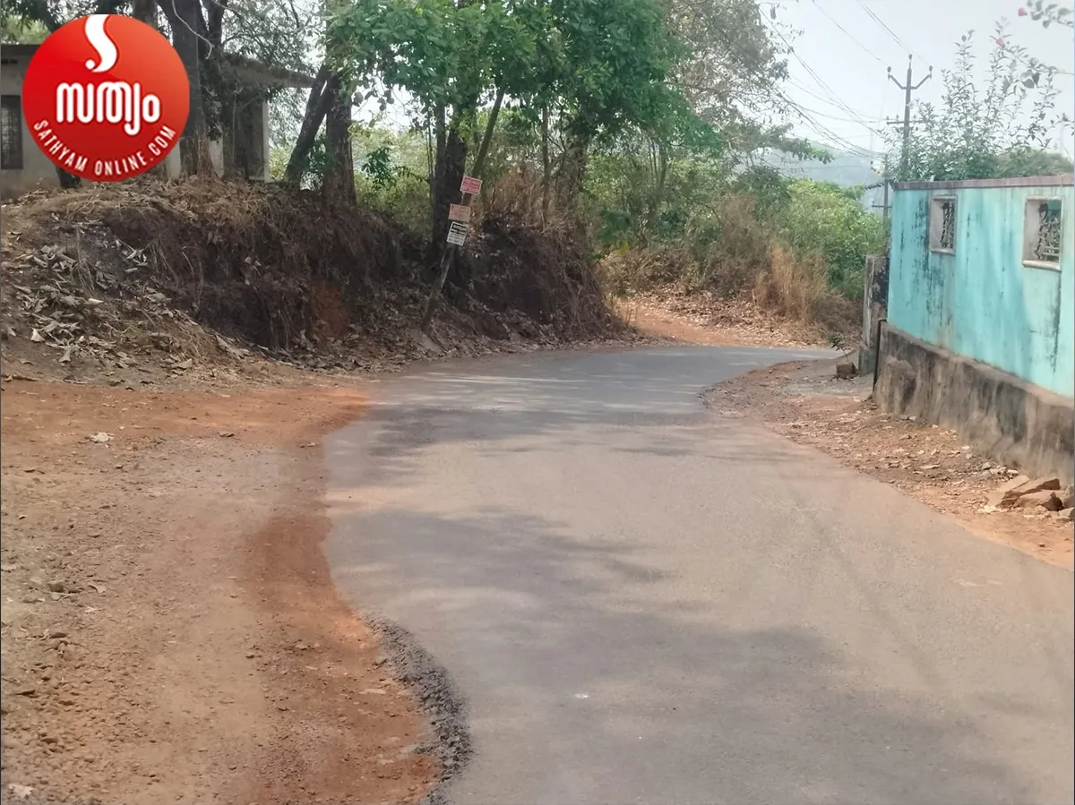 chottanikkara muriyamangalam road-14