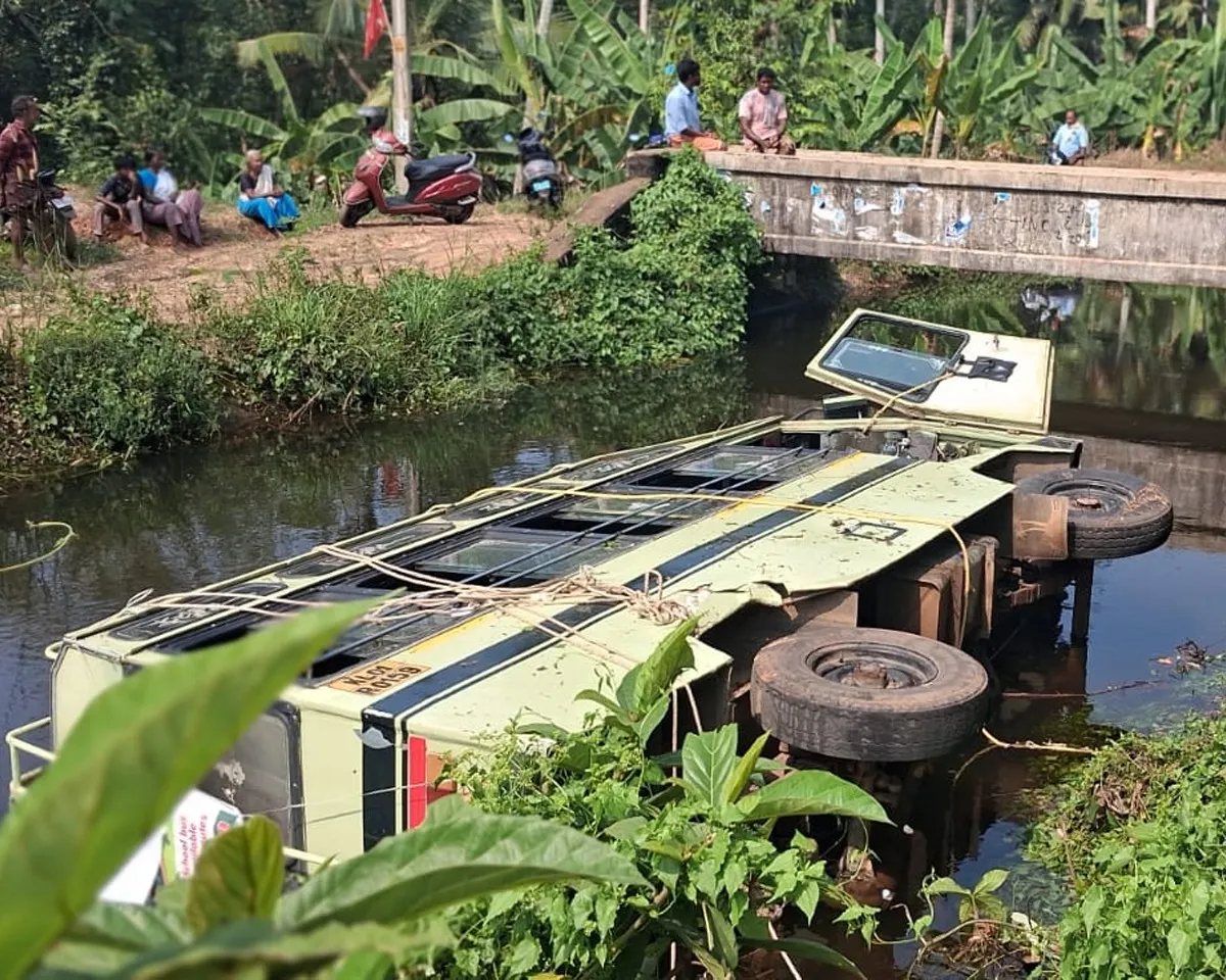 school bus accident-2