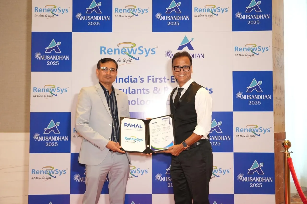 Director of Pahal Solar, Manish Shingala,  with Rakesh Singh, CEO of Encapsulants and Backsheets, RenewSys