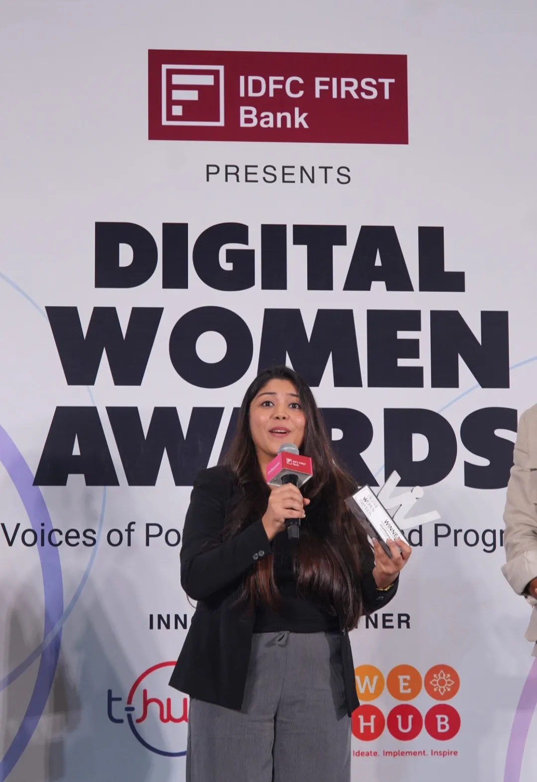 Screenshot_20251212_201100_Gallery