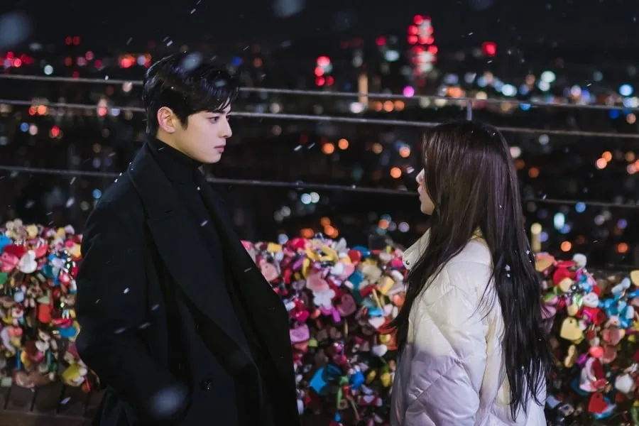 cha-eun-woo-moon-ga-young1