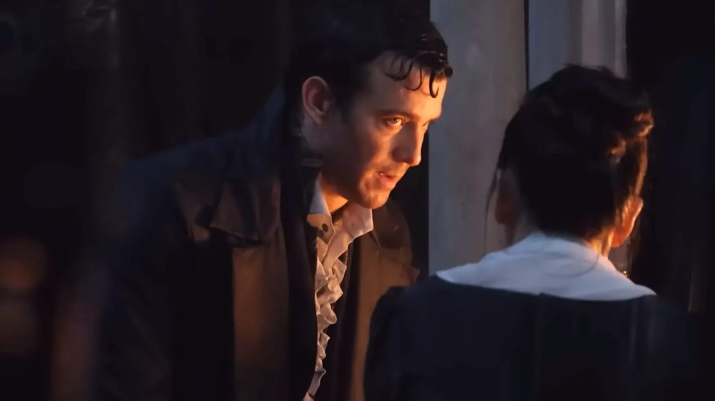 bridgerton-season-4-lake-scene-luke-thompson-benedict-1420x798