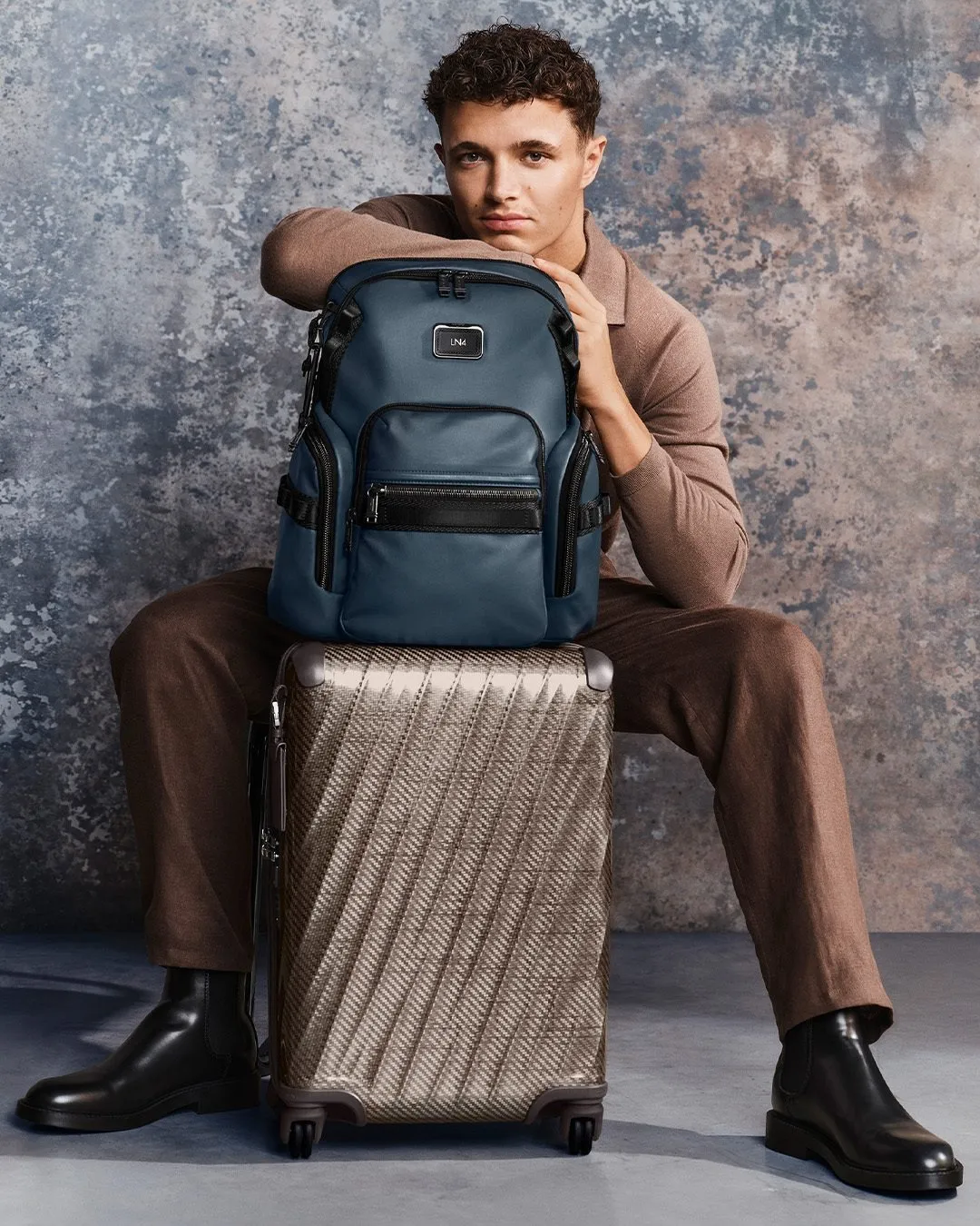 Iconic on its own and perfect when paired with the 19 Degree Lite for travel, the Navigation Bac