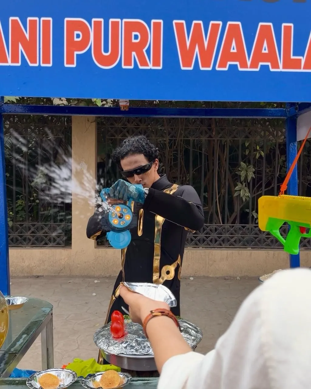 Holi Pani Puri Image 3