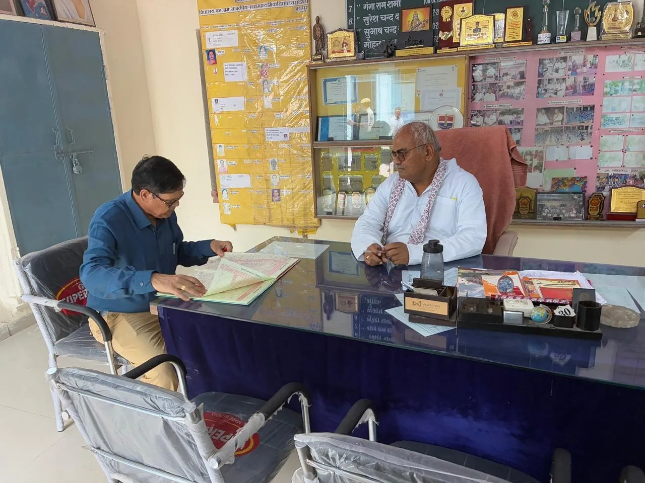 rajasthan-education-minister-inspects-schools-jaipur-action-teachers