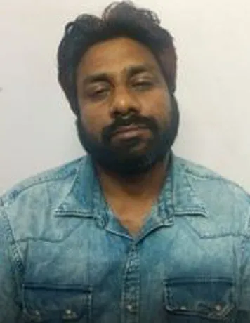 rajasthan-jaipur-karadhani-son-beats-mother-gas-cylinder-incident
