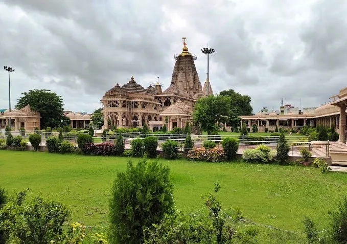 sri-sawaliji-temple-donation-counting-reaches-record-23-crores
