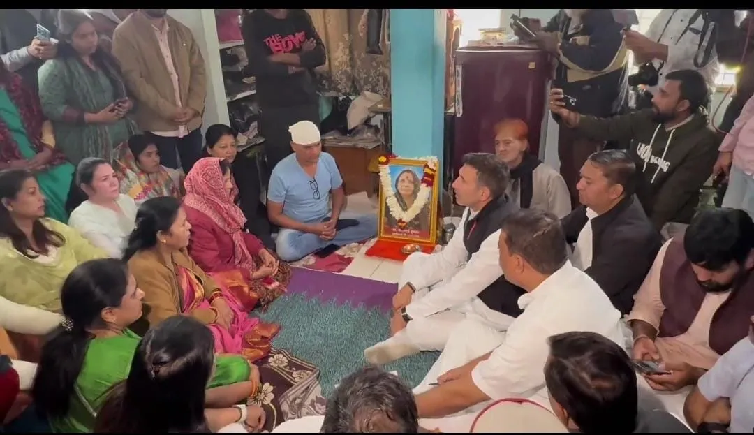 Congress leaders reached Bhagirathpura