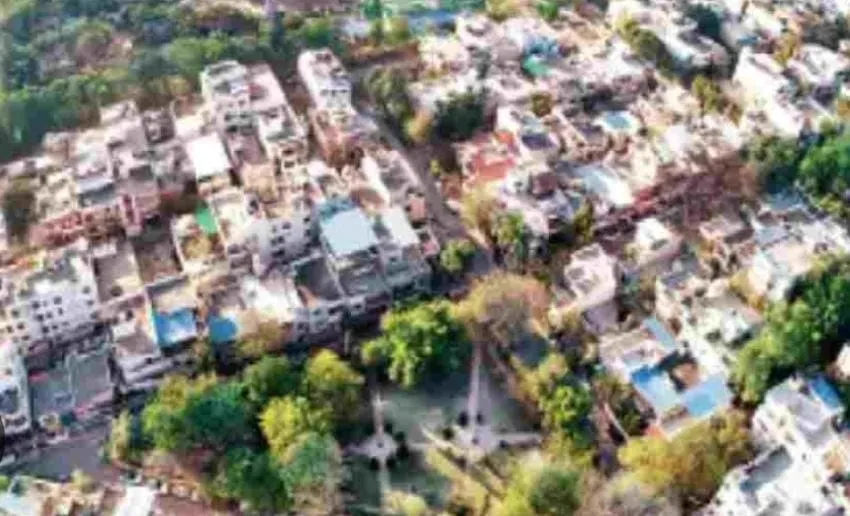 indore-residency-area-land-justice-ias-officers-protest