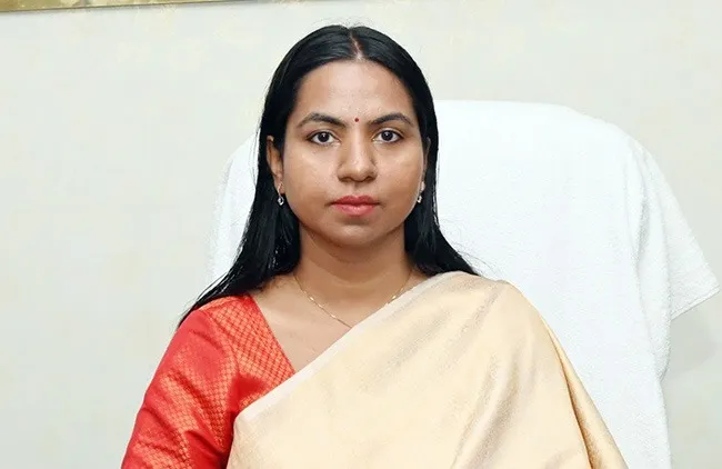 ias priti yadav