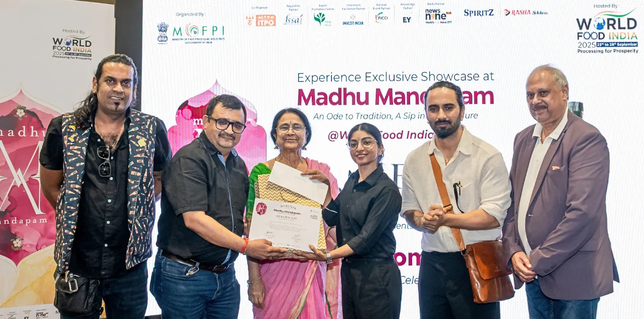 Mithra Nishani Second Runrup of Madhu mandapam Barents Cocktail competition