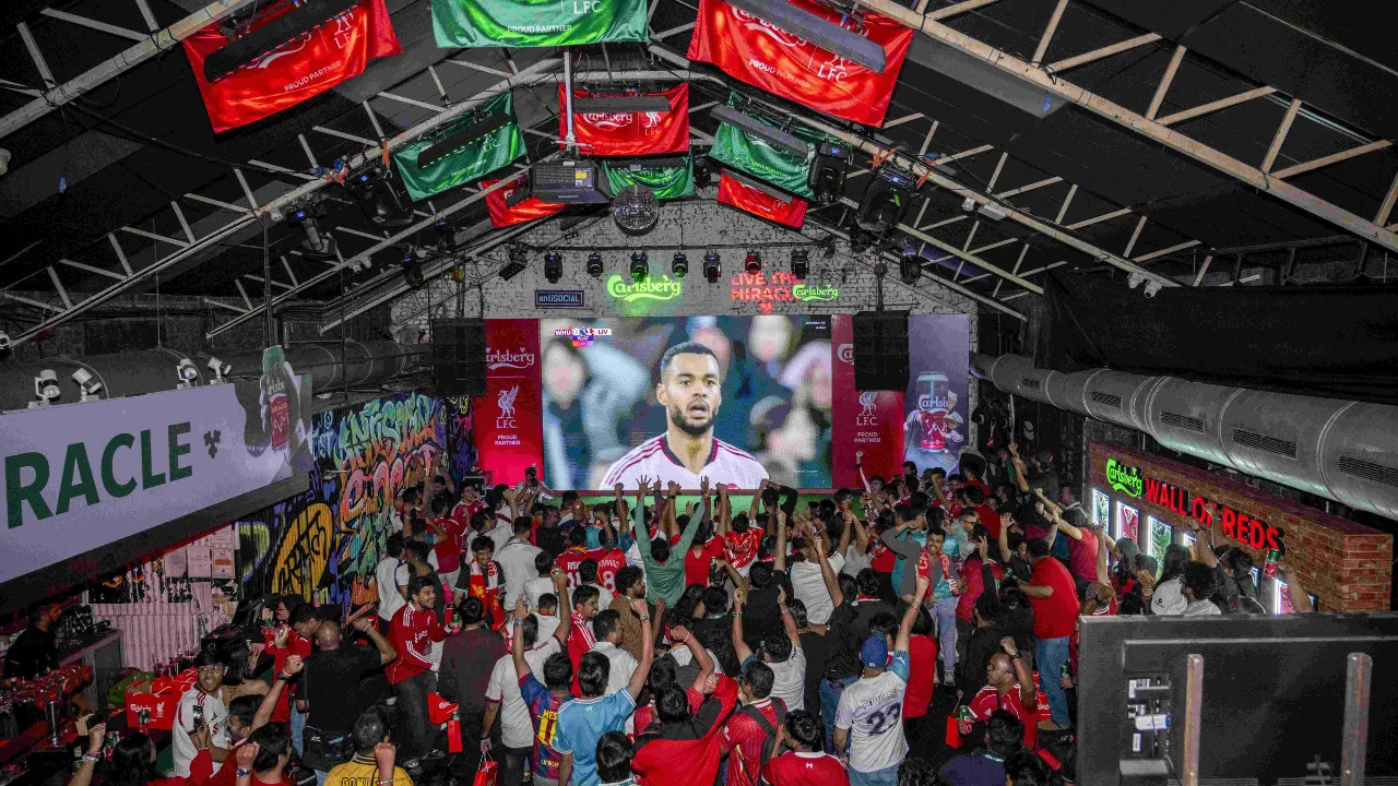 Carlsberg and Liverpool FC in Mumbai
