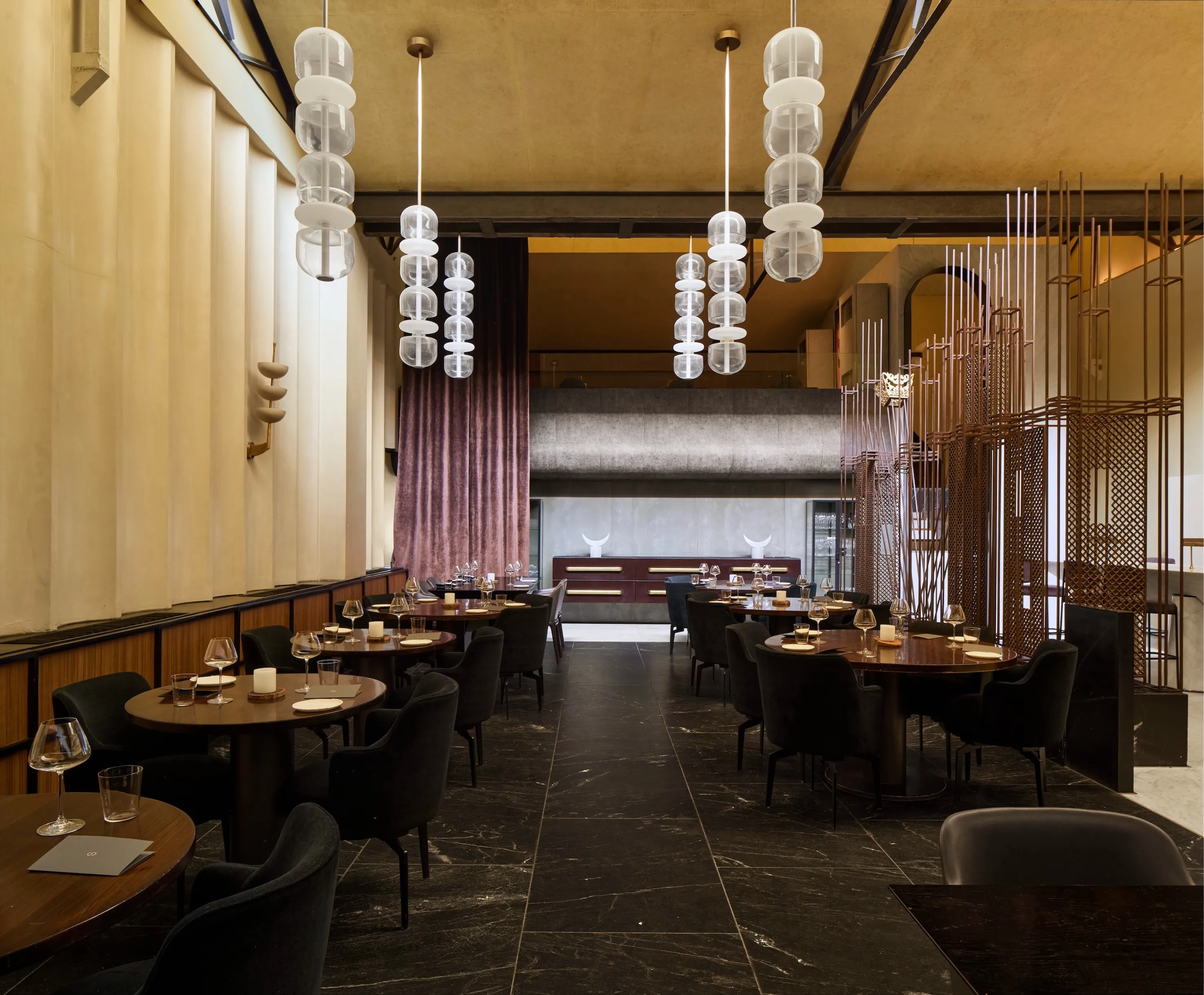 A50BR26-Masque-Downstairs-cred_TalibChitalwala