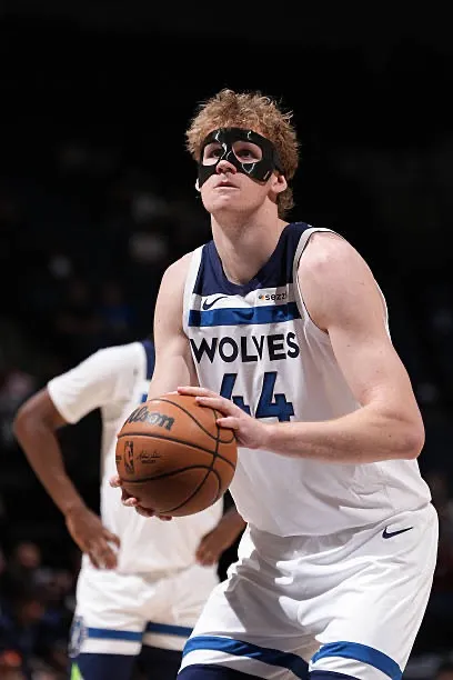 Tallest NBA Player Right Now: Current NBA Height Records | SportsGully