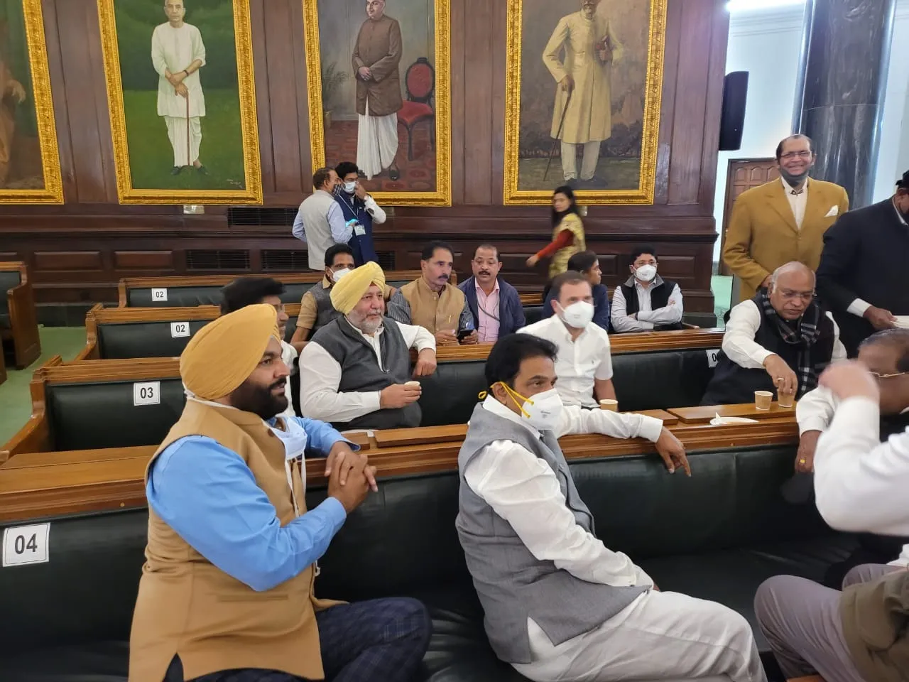 Parliamentary tea at the end of the Winter Session
