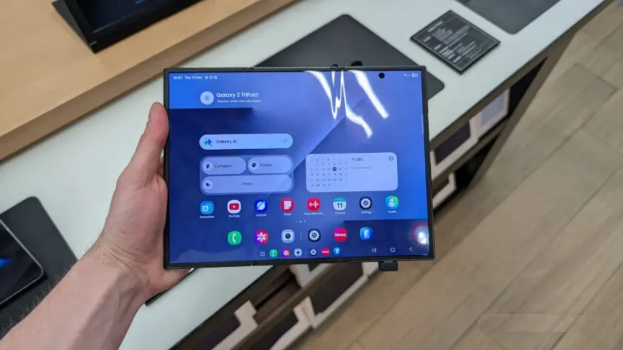 Samsung Galaxy Wide Fold