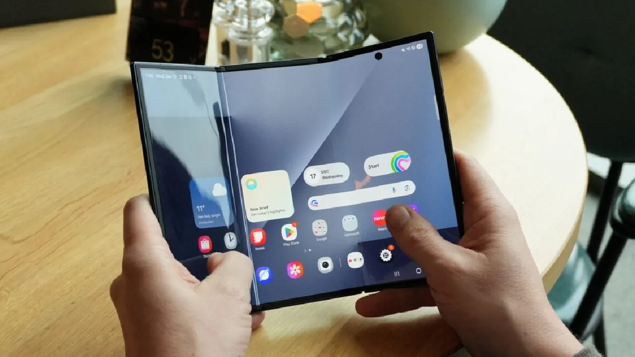 Samsung Galaxy Wide Fold