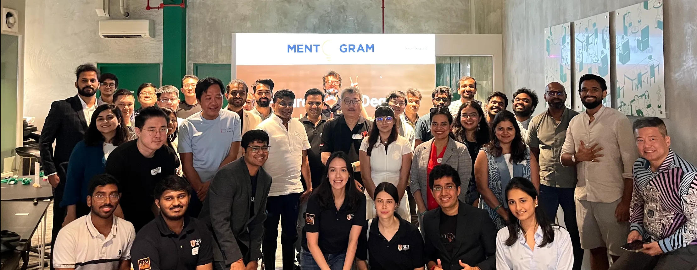 Mentogram students and team (1)