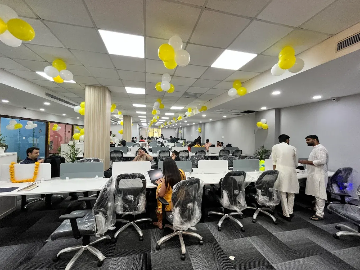 CyberCube Office Space 4