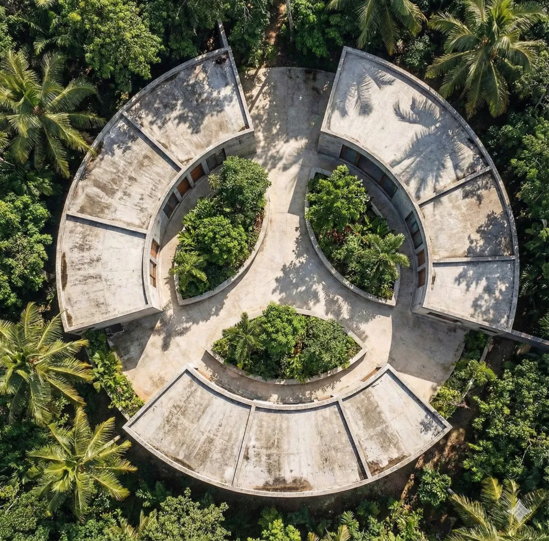 Gemini_Generated_Image_xffv54xffv54xffv