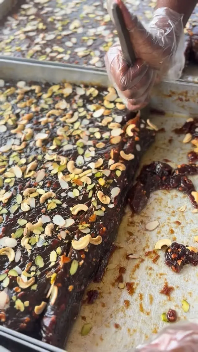 604851350_1928047821424313_5499750319537542742_n