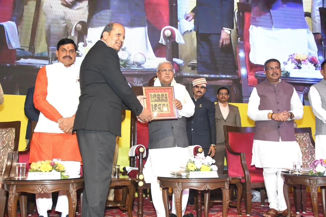 WhatsApp Image 2025-12-07 at 1.29.40 PM